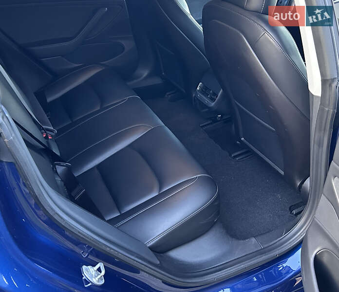 Седан Tesla Model 3 2019 в Киеве фото 26 Седан Tesla Model 3 2019 в Киеве