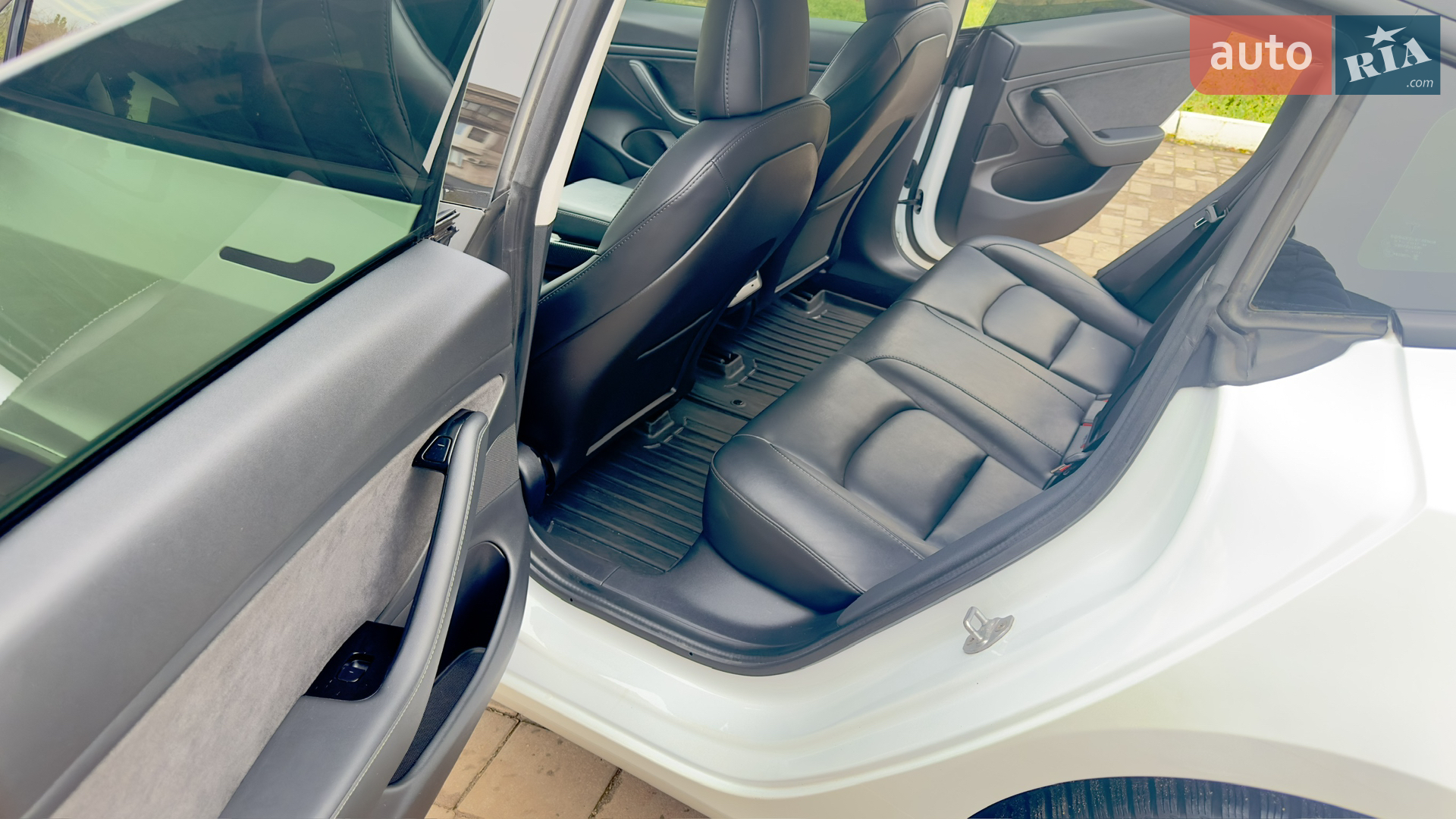 2020 Tesla Model 3 - мініатюра 12