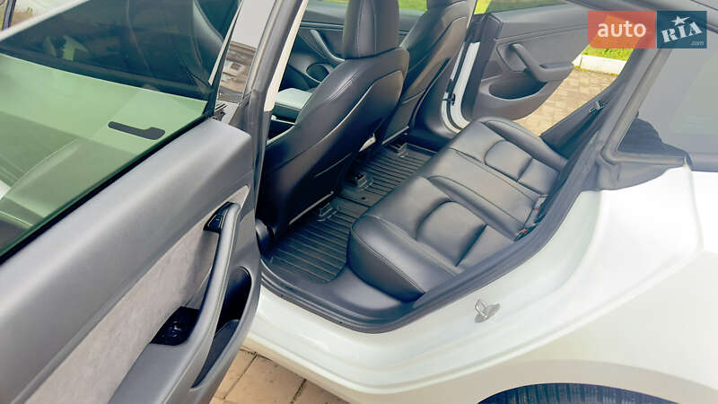 Седан Tesla Model 3 2020 в Кривому Розі фото 12 Седан Tesla Model 3 2020 в Кривому Розі