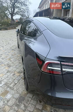 Седан Tesla Model 3 2022 в Харькове