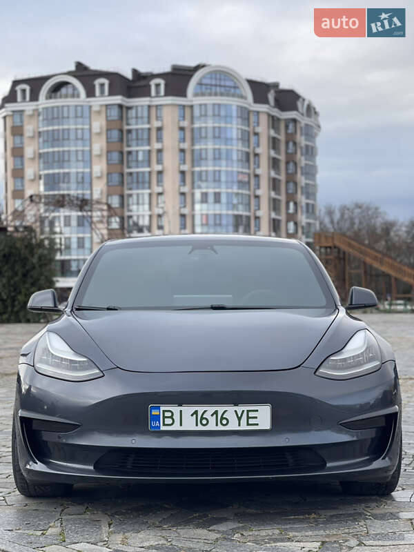 Седан Tesla Model 3 2019 в Кременчуці фото 3 Седан Tesla Model 3 2019 в Кременчуці