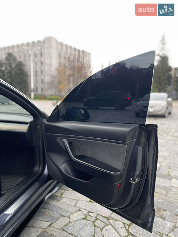 Седан Tesla Model 3 2019 в Кременчуці фото 14 Седан Tesla Model 3 2019 в Кременчуці