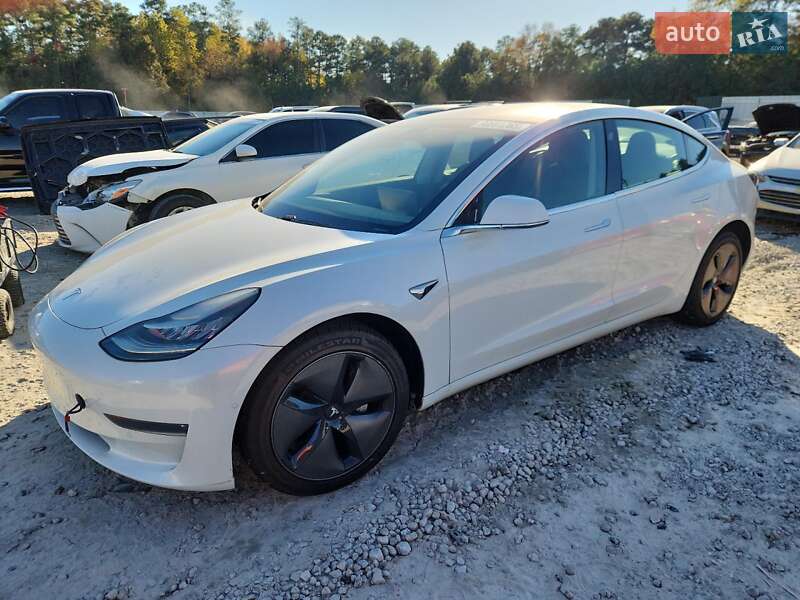 Tesla Model 3 2019