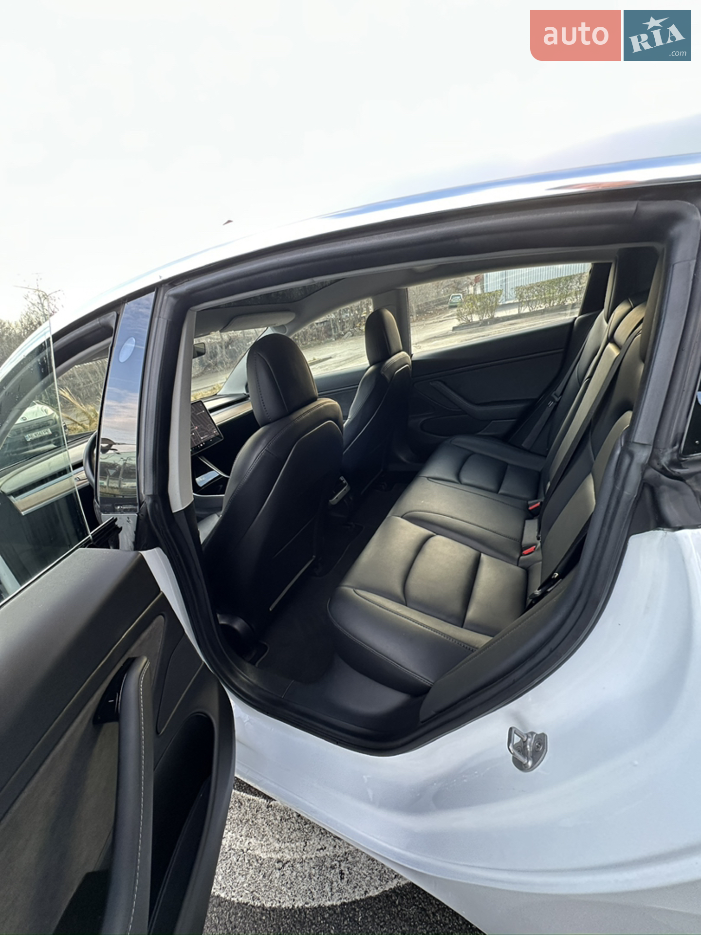 2018 Tesla Model 3 - мініатюра 12