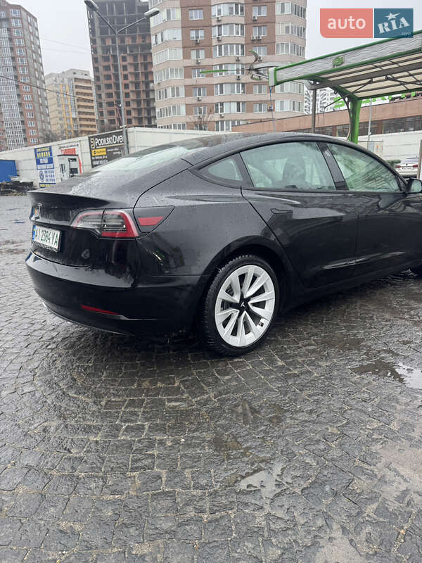 Седан Tesla Model 3 2022 в Киеве фото 5 Седан Tesla Model 3 2022 в Киеве
