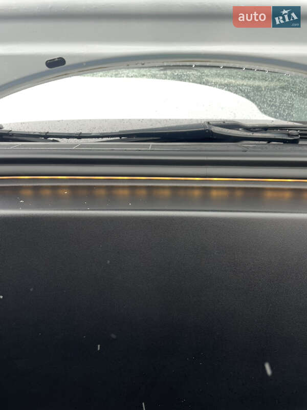 Седан Tesla Model 3 2018 в Львове