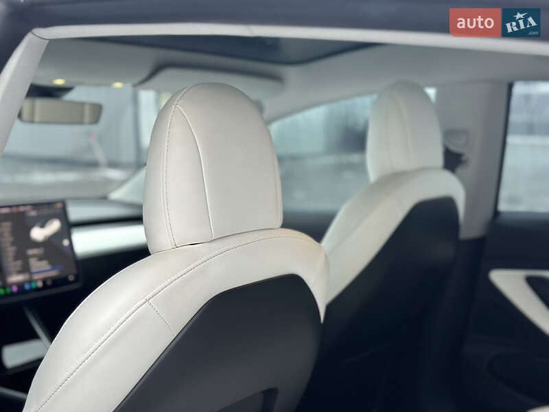 Седан Tesla Model 3 2018 в Владимире