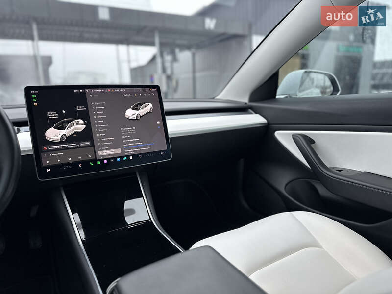 Седан Tesla Model 3 2018 в Владимире