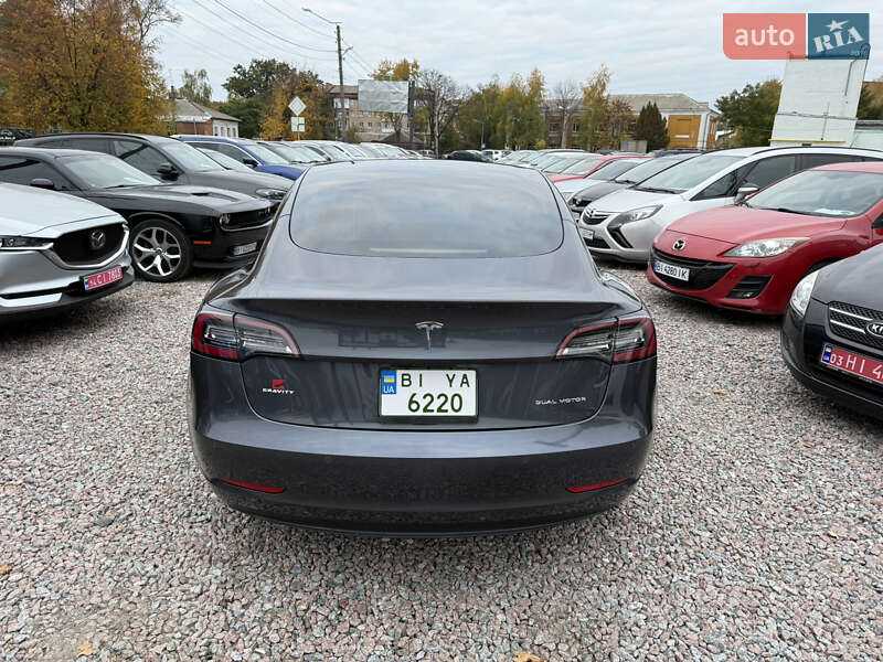 Седан Tesla Model 3 2021 в Полтаві