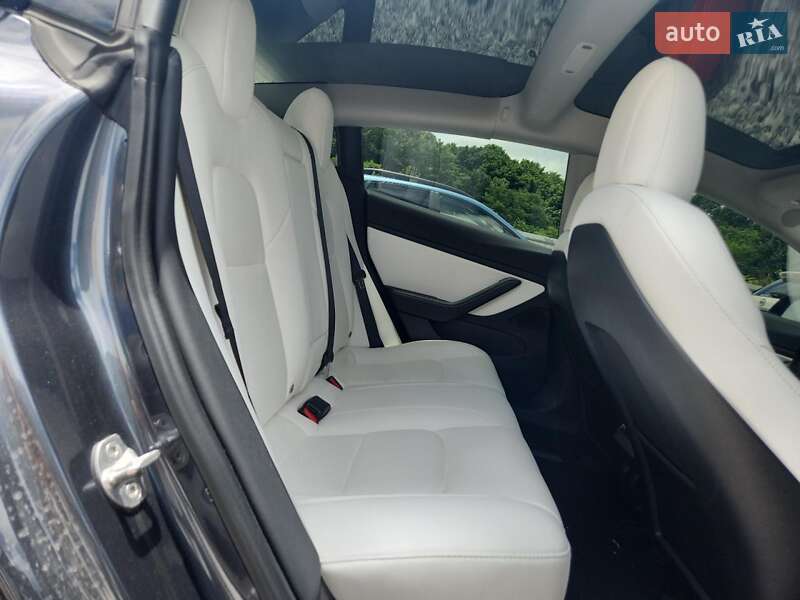 Седан Tesla Model 3 2021 в Львові фото 10 Седан Tesla Model 3 2021 в Львові