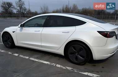 Седан Tesla Model 3 2020 в Києві