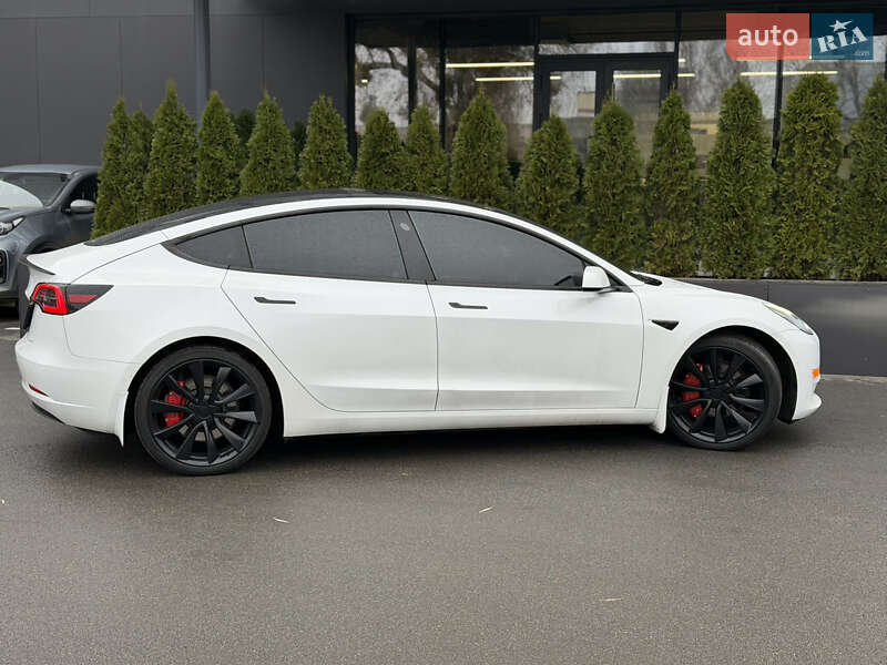 Седан Tesla Model 3 2021 в Киеве фото 9 Седан Tesla Model 3 2021 в Киеве