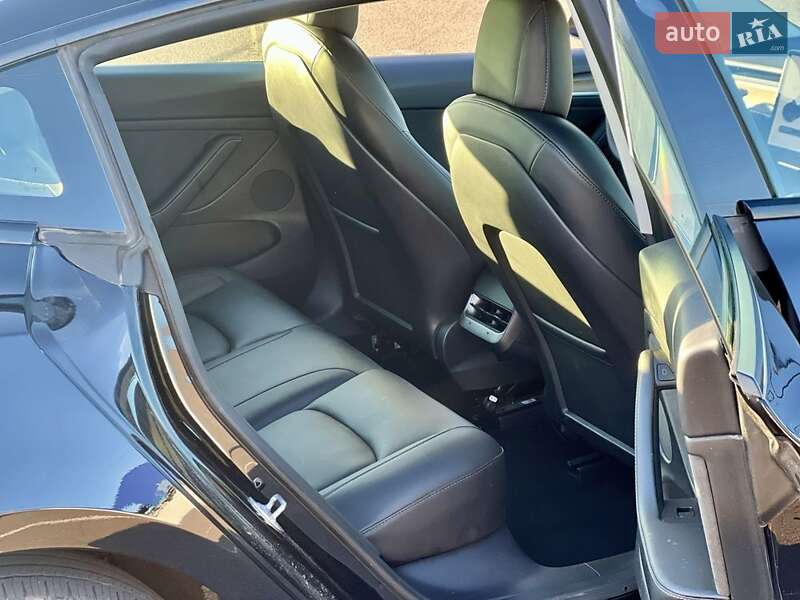 Седан Tesla Model 3 2022 в Ровно фото 17 Седан Tesla Model 3 2022 в Ровно