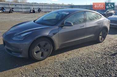 Седан Tesla Model 3 2023 в Виннице