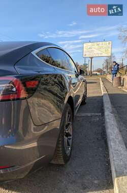 Седан Tesla Model 3 2019 в Полтаві