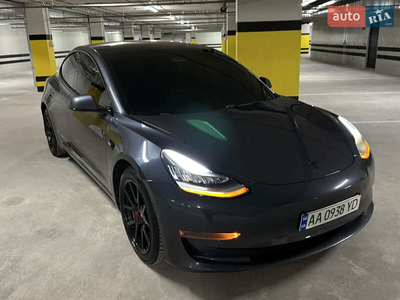 Tesla Model 3 2019 Tesla Model 3 2019