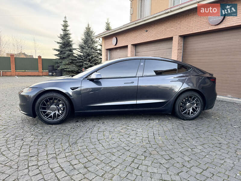 Седан Tesla Model 3 2024 в Софиевской Борщаговке