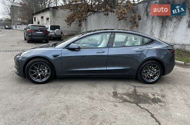 Седан Tesla Model 3 2023 в Дніпрі