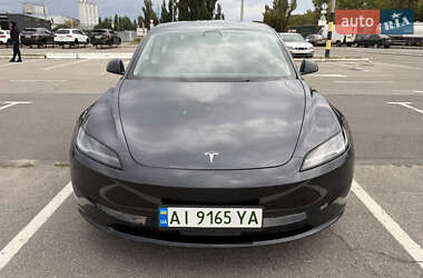 Седан Tesla Model 3 2024 в Києві