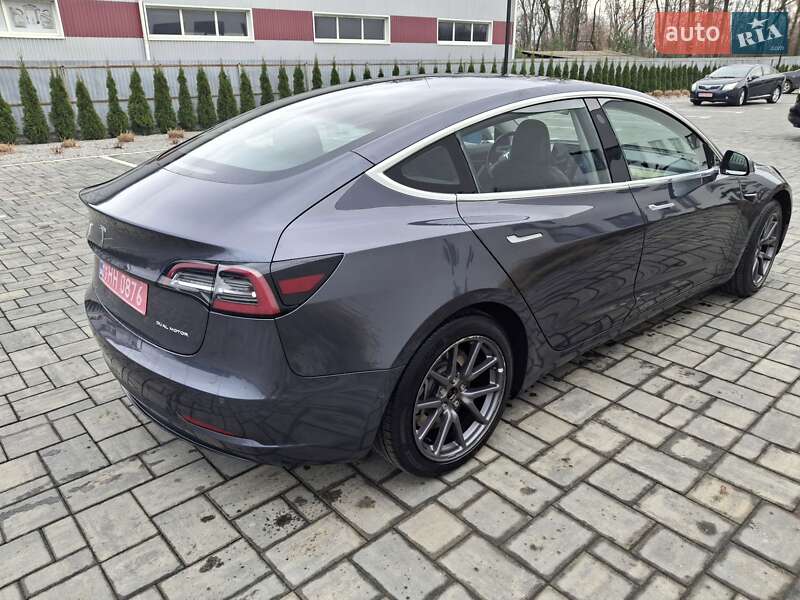 Седан Tesla Model 3 2018 в Луцке фото 5 Седан Tesla Model 3 2018 в Луцке
