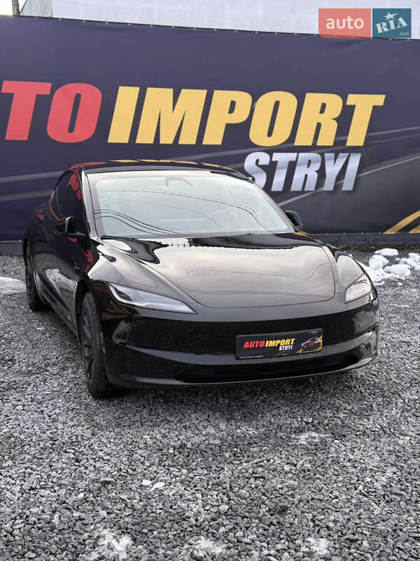 Седан Tesla Model 3 2024 в Стрию фото 4 Седан Tesla Model 3 2024 в Стрию