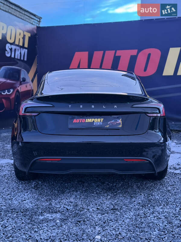 Седан Tesla Model 3 2024 в Стрию фото 19 Седан Tesla Model 3 2024 в Стрию