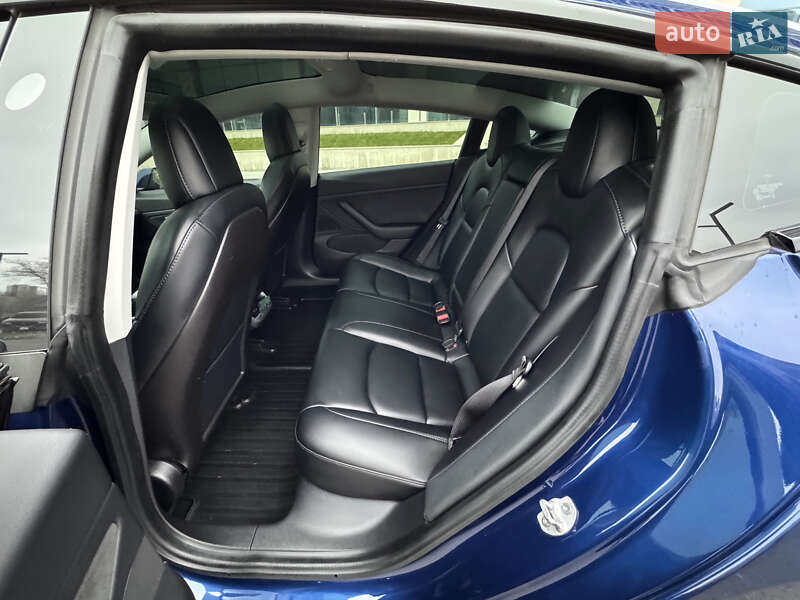 Седан Tesla Model 3 2019 в Дніпрі фото 21 Седан Tesla Model 3 2019 в Дніпрі