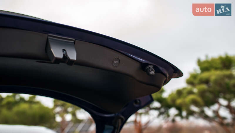 Седан Tesla Model 3 2022 в Черновцах