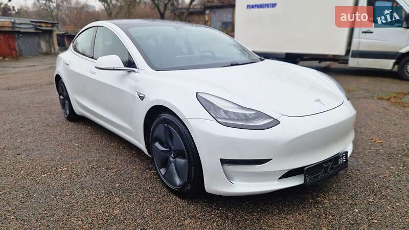 Tesla Model 3 2020 Tesla Model 3 2020