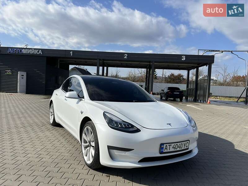 Седан Tesla Model 3 2019 в Косове фото 2 Седан Tesla Model 3 2019 в Косове