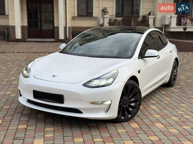 Седан Tesla Model 3 2022 в Одесі