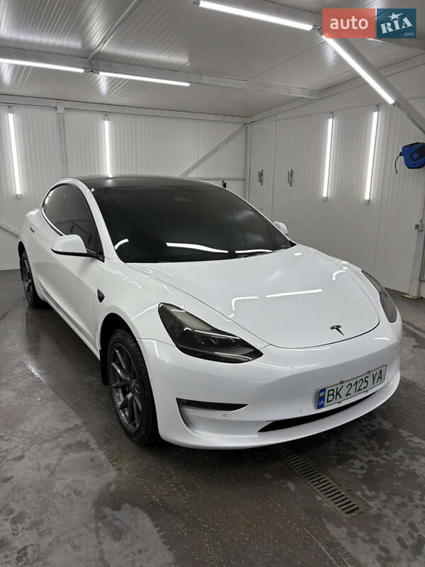 Седан Tesla Model 3 2021 в Лановцах фото 16 Седан Tesla Model 3 2021 в Лановцах