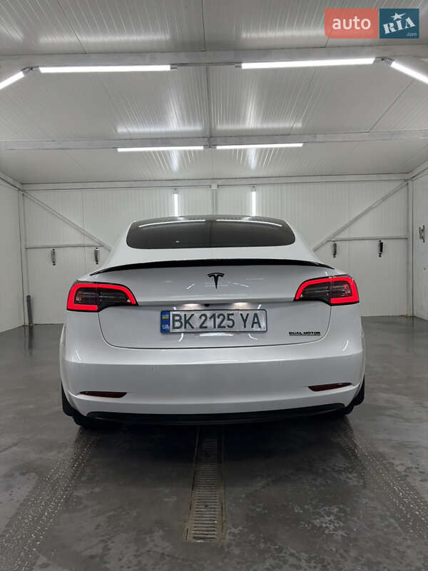 Седан Tesla Model 3 2021 в Лановцах фото 54 Седан Tesla Model 3 2021 в Лановцах