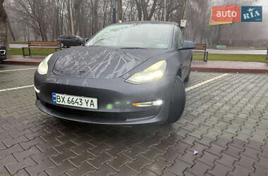 Седан Tesla Model 3 2023 в Хмельницком
