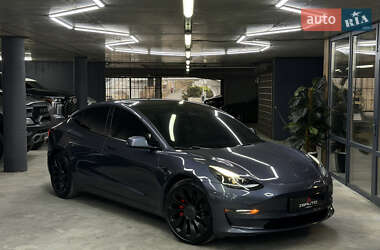 Седан Tesla Model 3 2021 в Одессе
