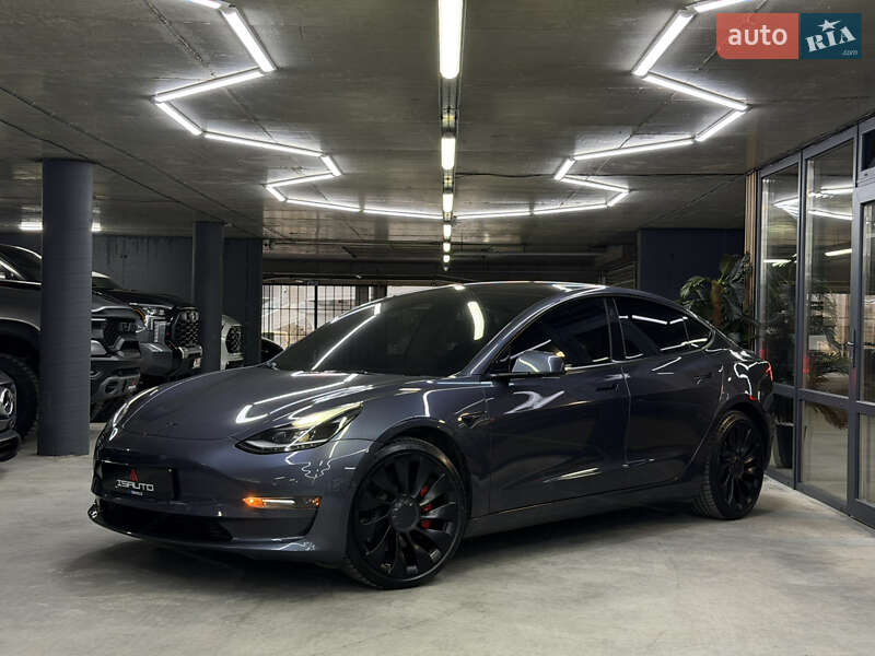 Седан Tesla Model 3 2021 в Одессе