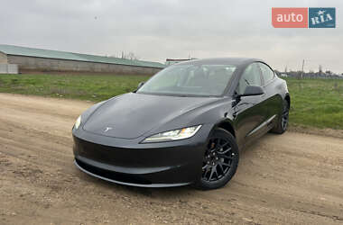 Седан Tesla Model 3 2024 в Одессе