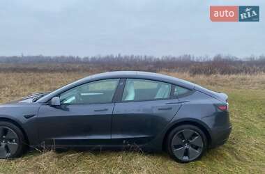 Седан Tesla Model 3 2021 в Луцке