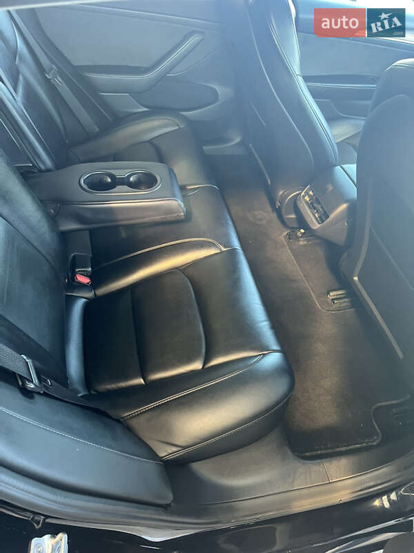 Седан Tesla Model 3 2022 в Ужгороде фото 12 Седан Tesla Model 3 2022 в Ужгороде