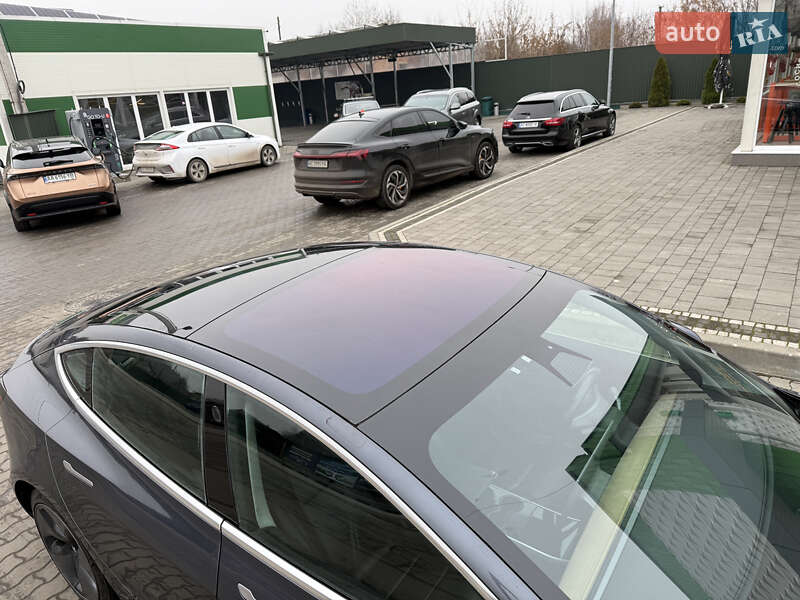 Седан Tesla Model 3 2018 в Владимире