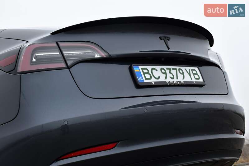 Седан Tesla Model 3 2018 в Дрогобичі фото 19 Седан Tesla Model 3 2018 в Дрогобичі