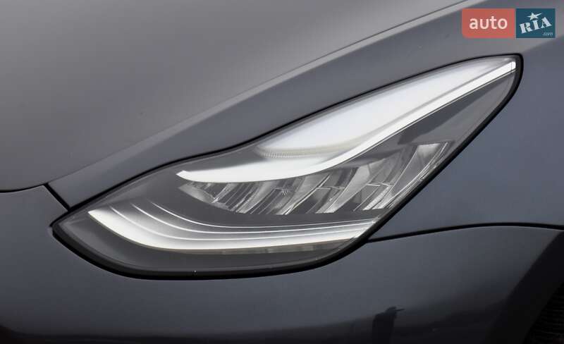 Седан Tesla Model 3 2018 в Дрогобичі фото 22 Седан Tesla Model 3 2018 в Дрогобичі