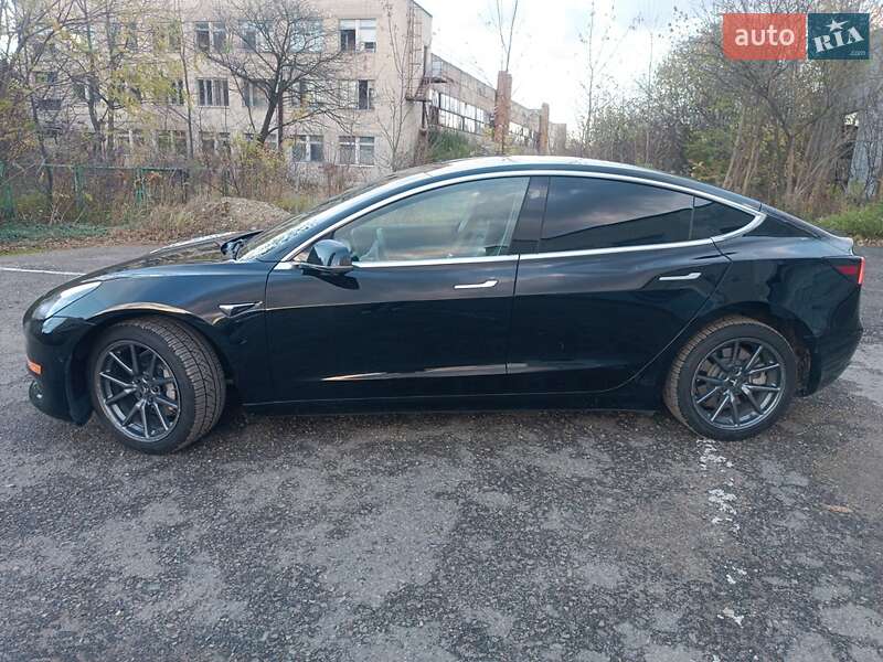 Седан Tesla Model 3 2018 в Львові фото 2 Седан Tesla Model 3 2018 в Львові