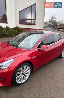 Седан Tesla Model 3 2018 в Луцке