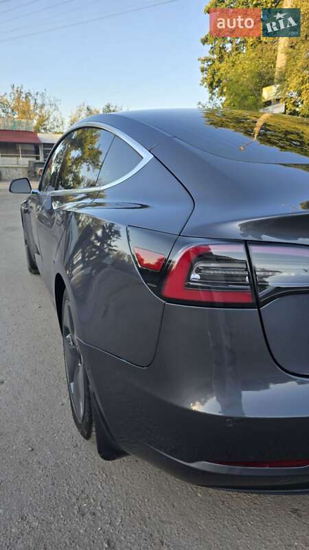 Седан Tesla Model 3 2020 в Тернополе фото 3 Седан Tesla Model 3 2020 в Тернополе
