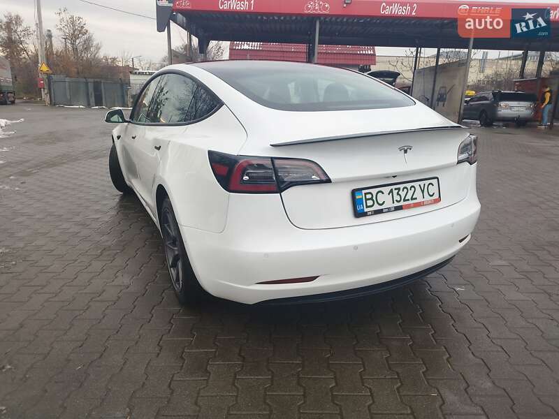 Седан Tesla Model 3 2021 в Львове фото 5 Седан Tesla Model 3 2021 в Львове