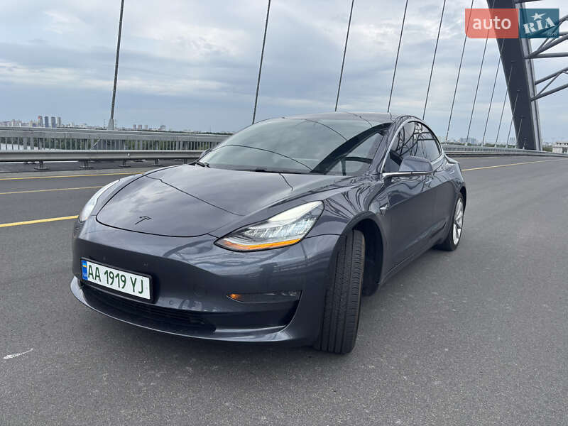 Седан Tesla Model 3 2019 в Киеве фото 2 Седан Tesla Model 3 2019 в Киеве
