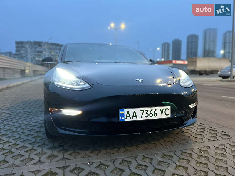 Седан Tesla Model 3 2019 в Киеве фото 38 Седан Tesla Model 3 2019 в Киеве
