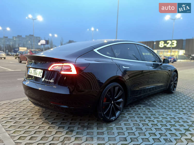 Tesla Model 3 2019