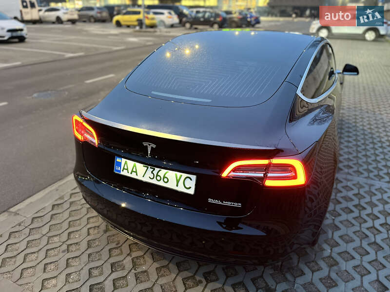 Седан Tesla Model 3 2019 в Киеве фото 45 Седан Tesla Model 3 2019 в Киеве